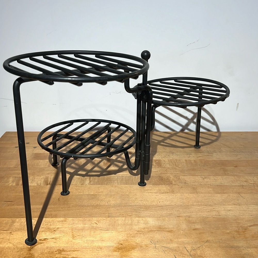 Cast iron display rack